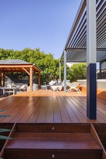 Timber deck and stairs | Midcon Residential Outdoor Construction Company Newcastle and Central Coast